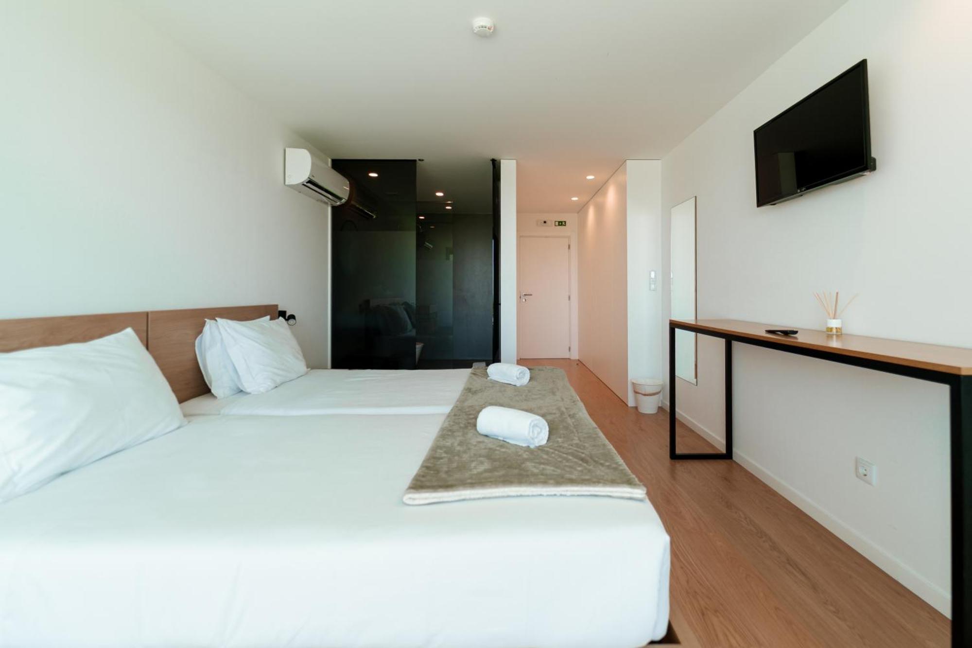 Marinhas Hostel *